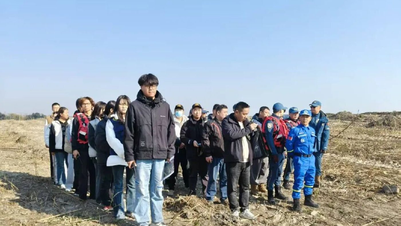 联合搜救：芦苇荡里的通信网与地面搜索